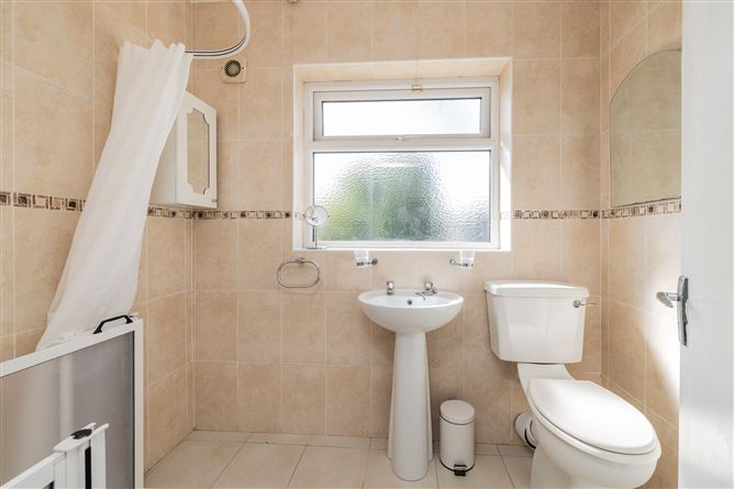 142 Willow Park Avenue, Glasnevin, Dublin 11