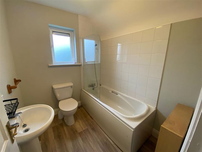 60 An Caislean Drive, Ballincollig, Cork