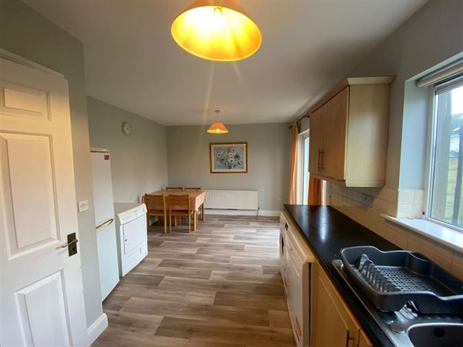 60 An Caislean Drive, Ballincollig, Cork