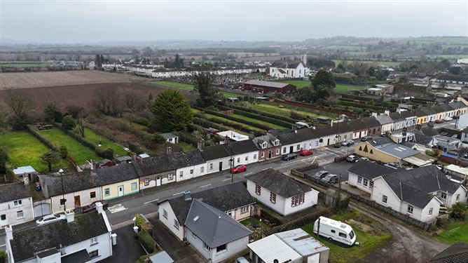 18 Convent Street, Tallow, Waterford