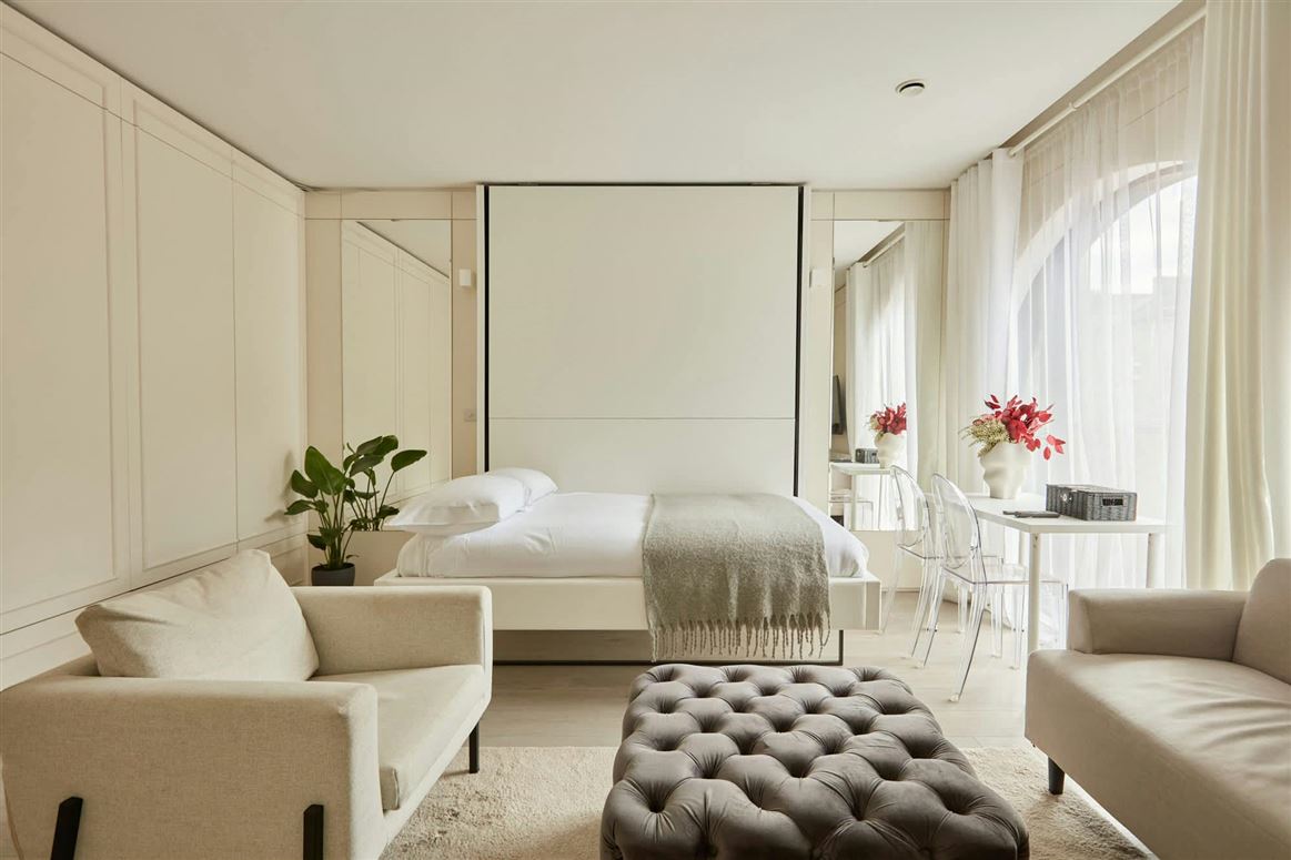 The City Essentials,London,Greater London,United Kingdom