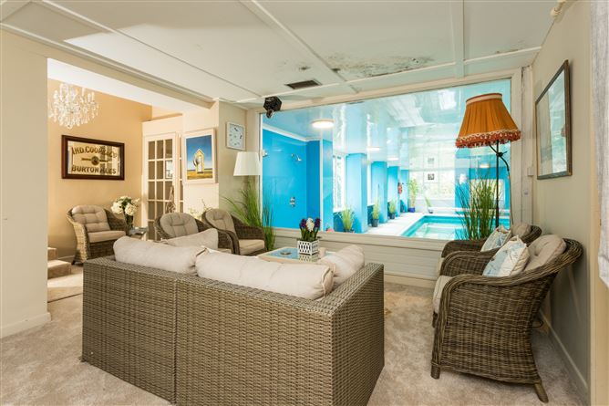 https://photos-a.propertyimages.ie/media/7/7/1/5004177/7c8baae8-6161-4ac0-bdcc-e18be6aeae2e_l.jpg