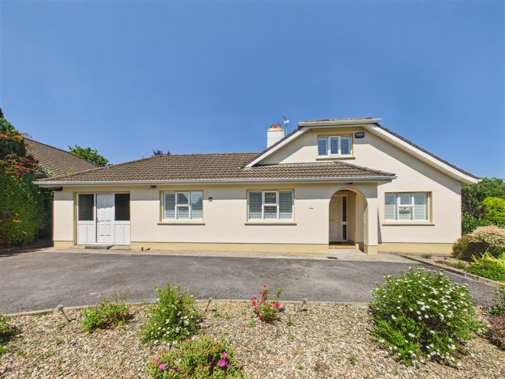 16 Ashfield Park, Gort Road, Ennis, Co. Clare.