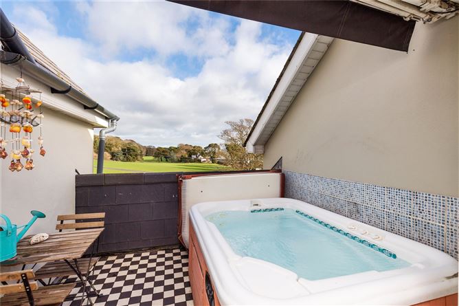 The Penthouse, 8 Mount Prospect House, Clontarf, Dublin 3