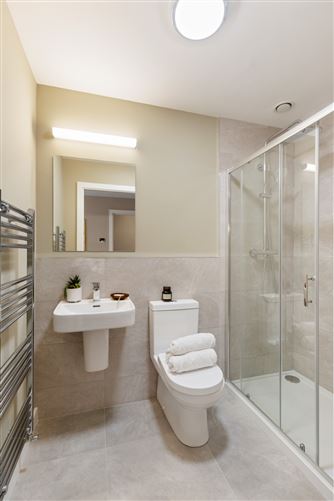 https://photos-a.propertyimages.ie/media/7/7/2/4586277/0bf4888d-0dc5-404b-bbe2-d5283b059577_l.jpg