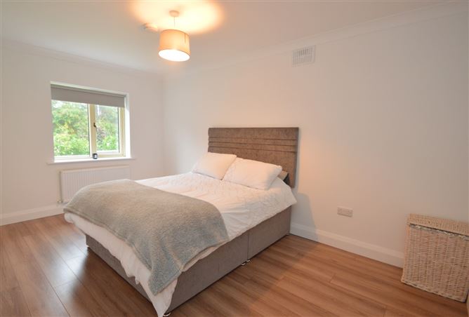 24 Lios na mBan, Ladysbridge, Midleton, Cork