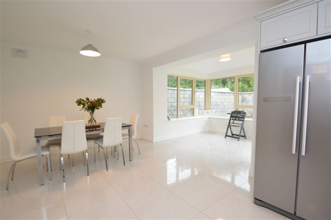 24 Lios na mBan, Ladysbridge, Midleton, Cork