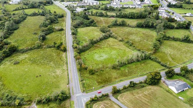 Development Site 10.63 Acres, Castlecarra Road, Carrick on Shannon, Co. Leitrim