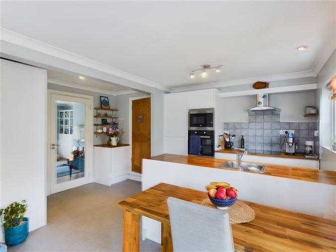 1 Saint Ledger Villas, Doneraile Place, Tramore, Waterford