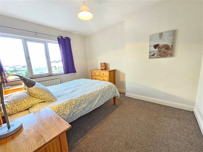 25 Phoenix Court, Kilrush Road, Ennis, Co. Clare