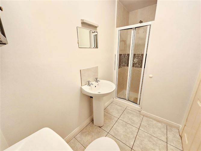 25 Phoenix Court, Kilrush Road, Ennis, Co. Clare