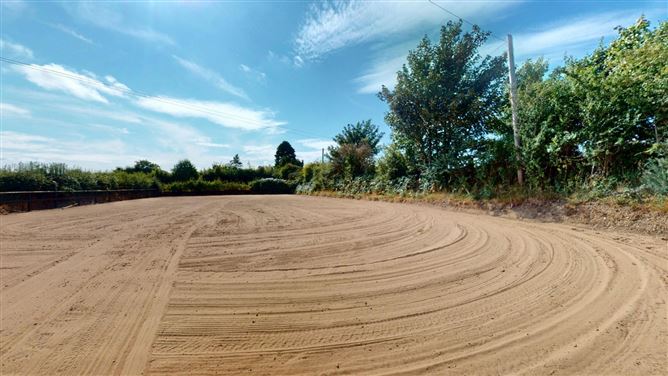 Photo 13 of 46 — Brocurrow, Adamstown, Co. Wexford