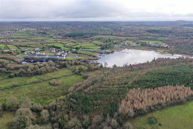 8 Lake View, Acres Avenue, Acres Cove, Drumshanbo, Leitrim