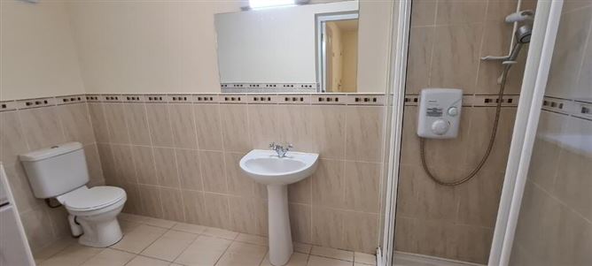 8 Lake View, Acres Avenue, Acres Cove, Drumshanbo, Leitrim