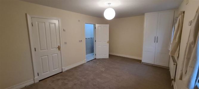 8 Lake View, Acres Avenue, Acres Cove, Drumshanbo, Leitrim