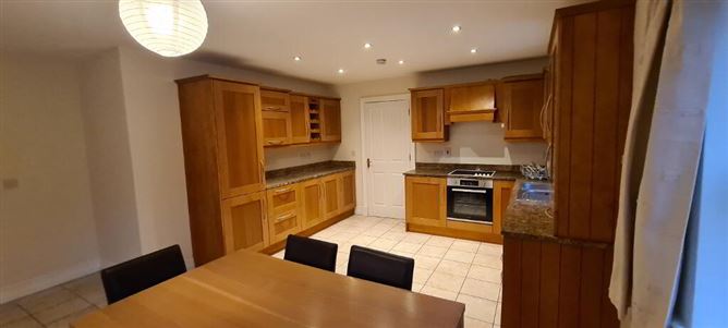 8 Lake View, Acres Avenue, Acres Cove, Drumshanbo, Leitrim