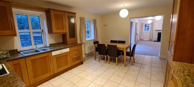 8 Lake View, Acres Avenue, Acres Cove, Drumshanbo, Leitrim