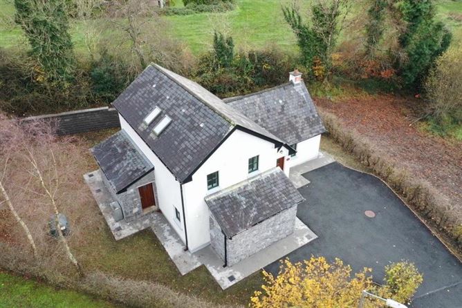 8 Lake View, Acres Avenue, Acres Cove, Drumshanbo, Leitrim
