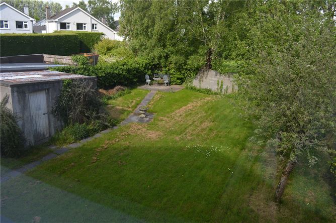 43 Whitehall, Daingean Road, Tullamore, Co. Offaly