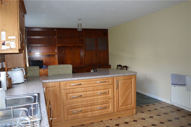 43 Whitehall, Daingean Road, Tullamore, Co. Offaly