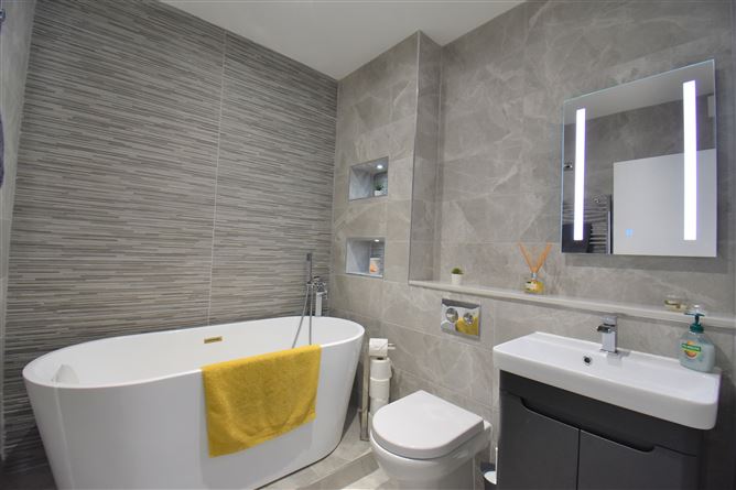 Apartment 4, Slaney Medical Centre, Templeshannon, Enniscorthy, Co. Wexford, Enniscorthy, Wexford