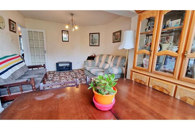 64 Dowland Road, Walkinstown, Dublin 12