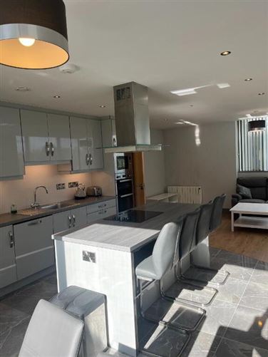 Unit 23, The Reeks Gateway, Tralee Road, Killarney, Kerry
