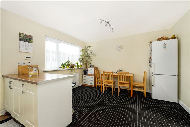 14 Alderwood Lawn, Springfield, Dublin 24