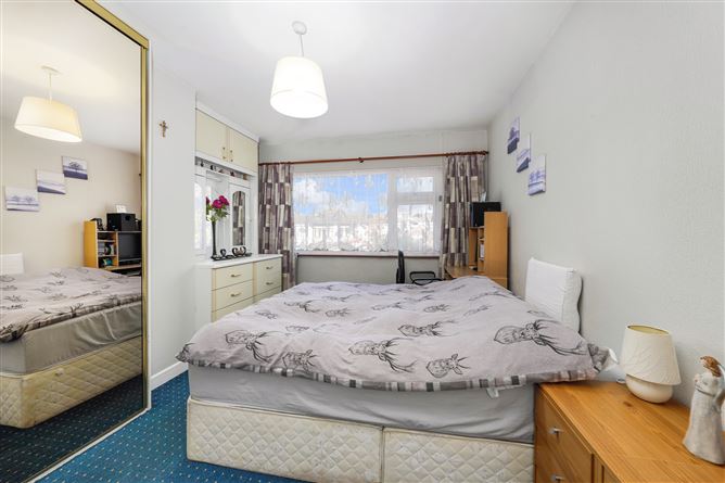 14 Alderwood Lawn, Springfield, Dublin 24