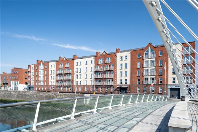 2 Clifden Court, Smithfield, Dublin 7