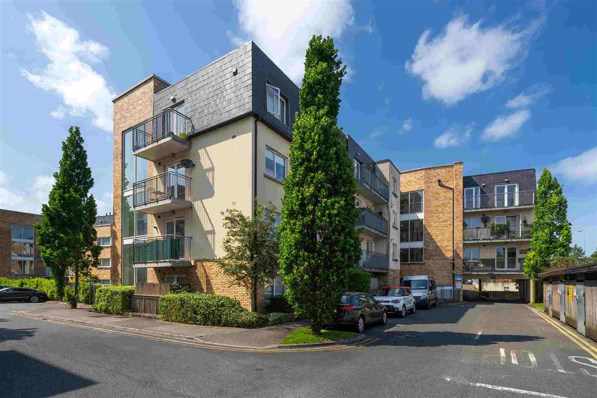 Eaton Way, Rathcoole, Dublin