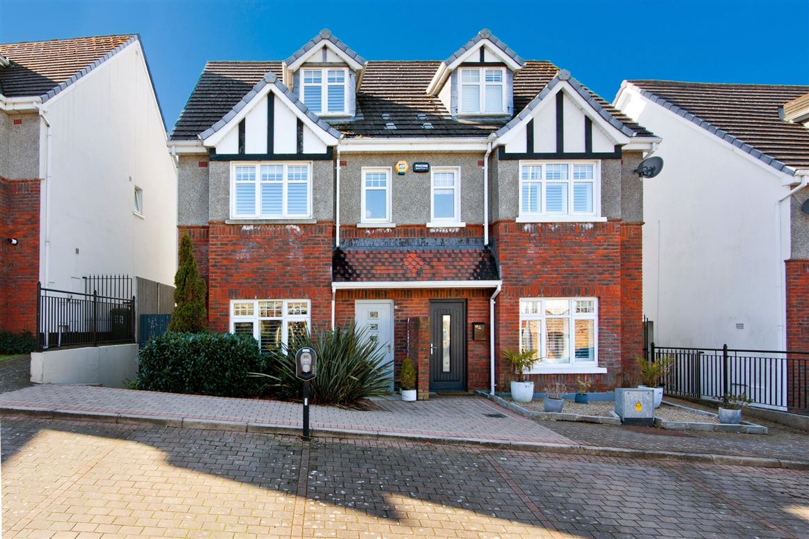 20 Stocking Wood Drive, Rathfarnham, Dublin 16