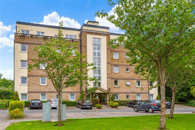 Penthouse, 118 Galloping Green, Stillorgan Road, Blackrock, Co. Dublin