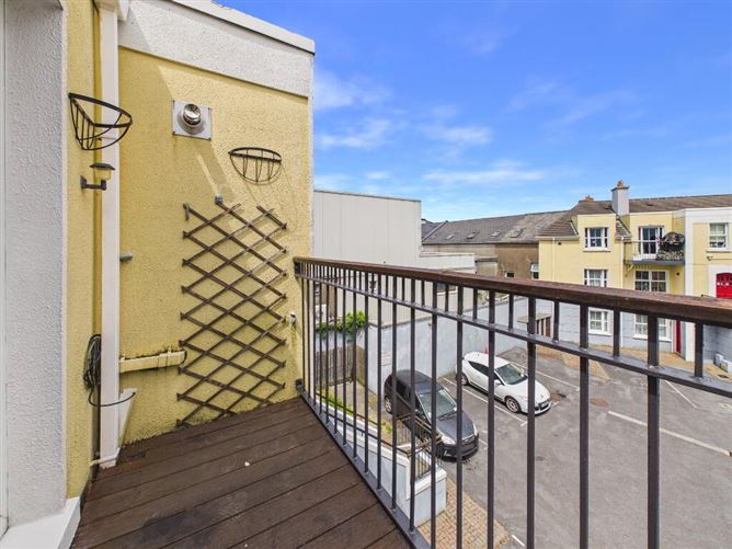 Photo 14 of 17 — 28 Harbour View, Scotch Quay, Waterford