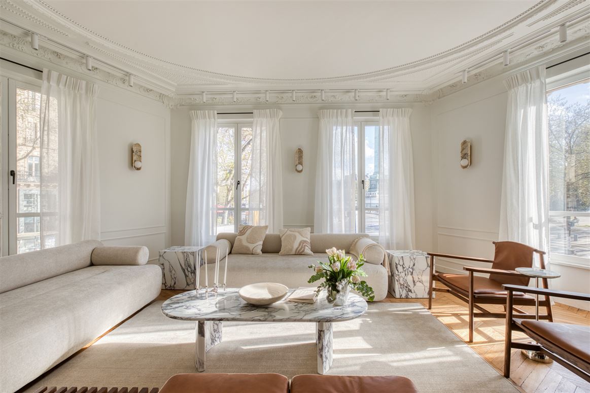 The Chic Scene,Paris,Île-de-France,France