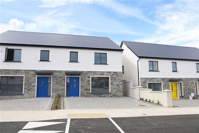 12 Chapel Hill, Old Chapel, Bandon, Bandon, Cork