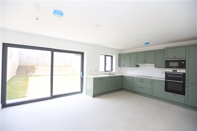 12 Chapel Hill, Old Chapel, Bandon, Bandon, Cork
