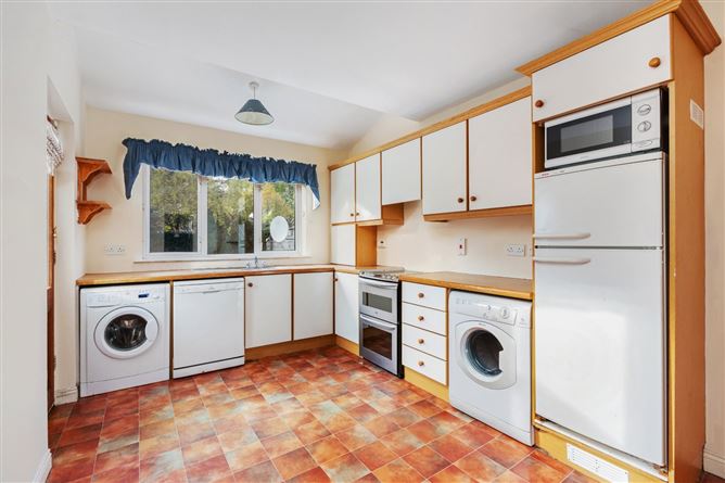 113 Fosterbrook, Booterstown, Blackrock, Co. Dublin