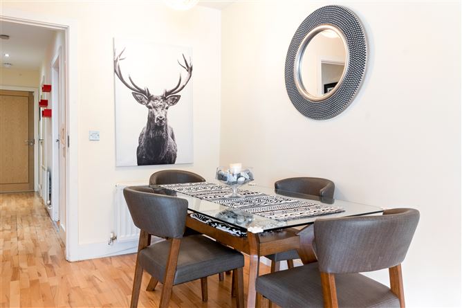 2 Moore House, Loreto Abbey, Rathfarnham, Dublin 14