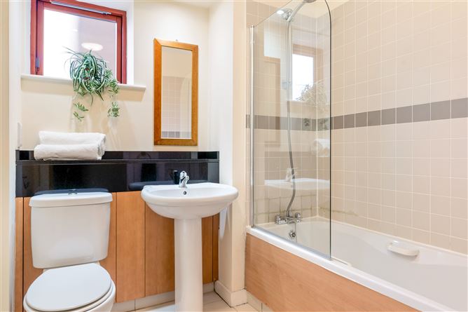 2 Moore House, Loreto Abbey, Rathfarnham, Dublin 14