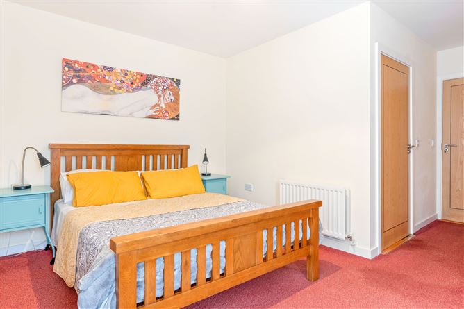 2 Moore House, Loreto Abbey, Rathfarnham, Dublin 14