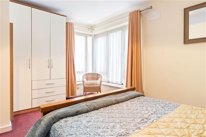2 Moore House, Loreto Abbey, Rathfarnham, Dublin 14