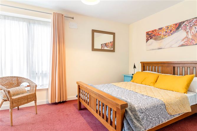 2 Moore House, Loreto Abbey, Rathfarnham, Dublin 14