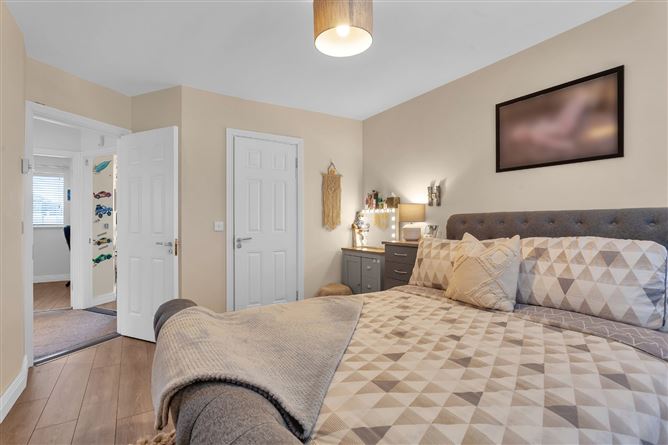 39 Kilheale Drive, Kilheale Manor, Kill, Co. Kildare