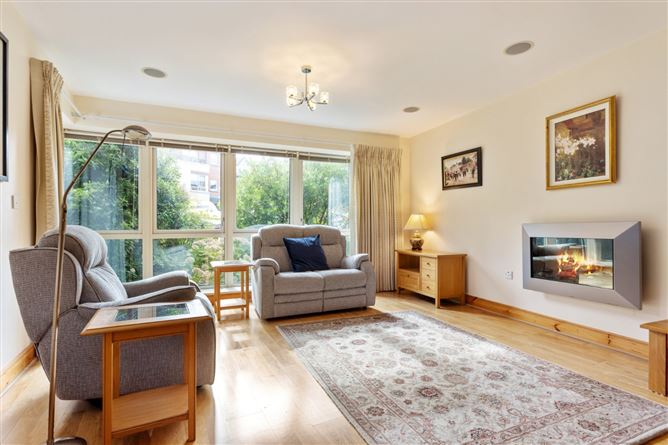 12 The Crescent, Fortfield Square, Terenure, Dublin 6w