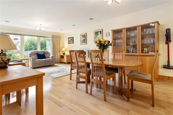 12 The Crescent, Fortfield Square, Terenure, Dublin 6w