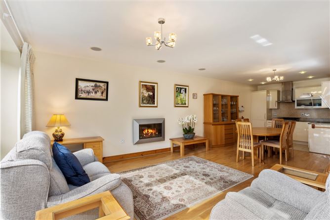 12 The Crescent, Fortfield Square, Terenure, Dublin 6w