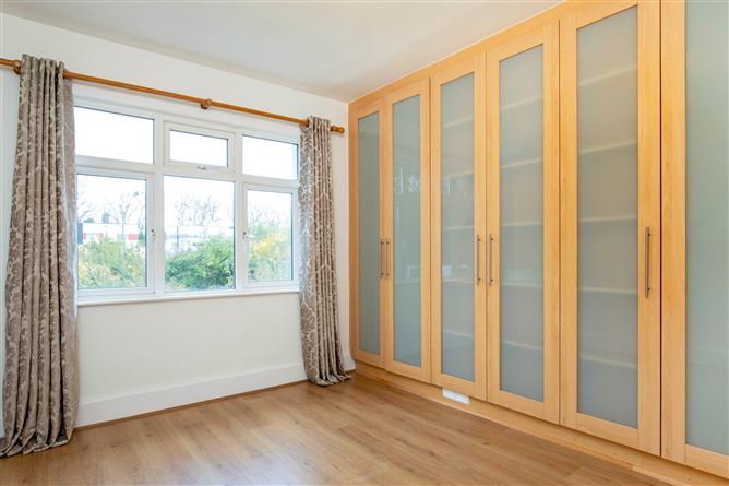 8 Kincora Park, Clontarf, Dublin 3
