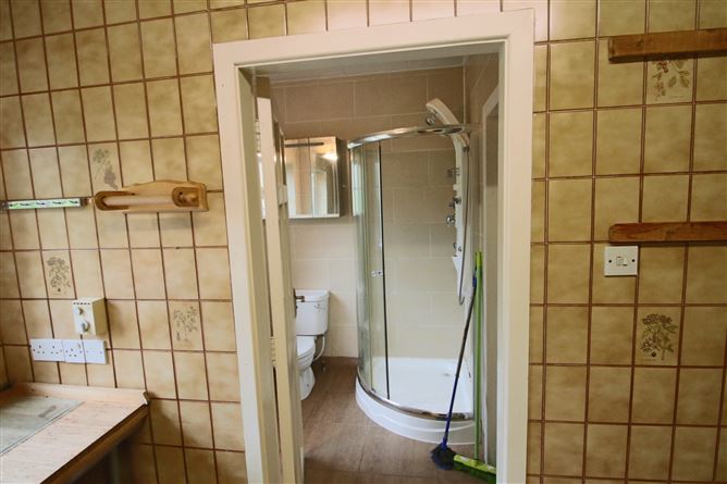Ballymore House, Ballinamore Road, Mohill, Co. Leitrim