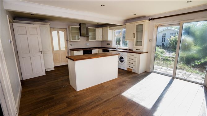 2 Cois Cladaigh, Blackrock, Co.Louth